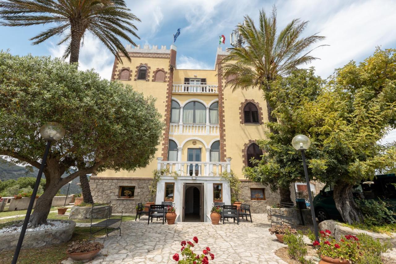 Hotel Castello Monticello Giglio Porto Kültér fotó