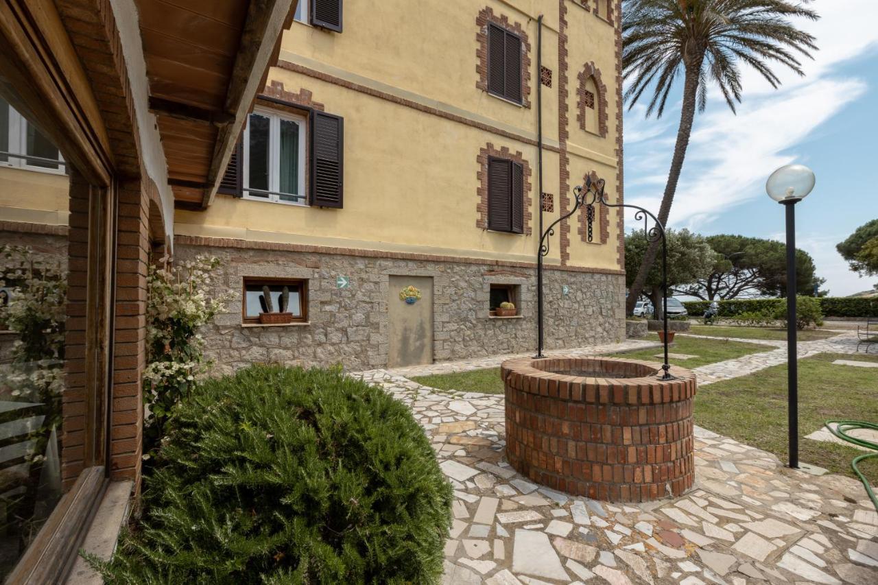Hotel Castello Monticello Giglio Porto Kültér fotó