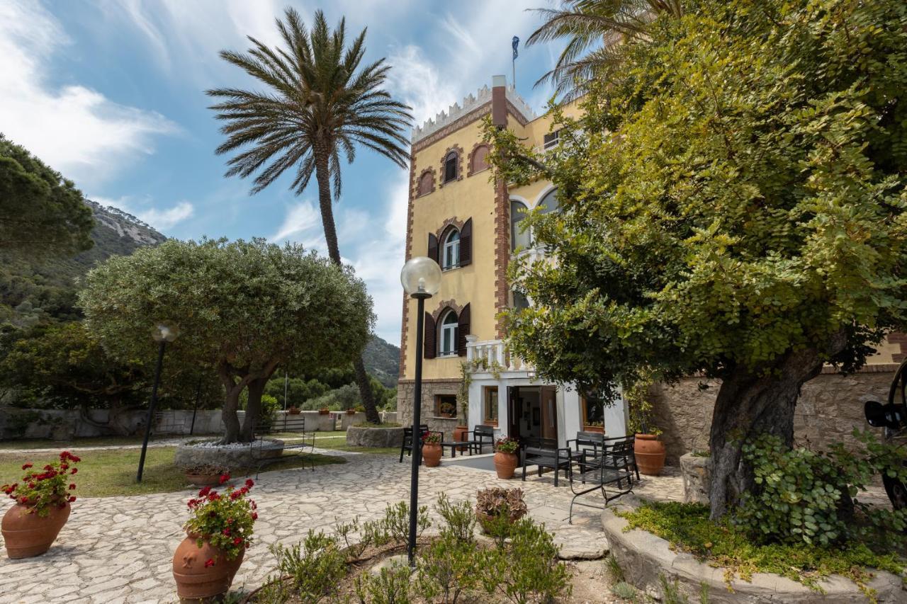 Hotel Castello Monticello Giglio Porto Kültér fotó